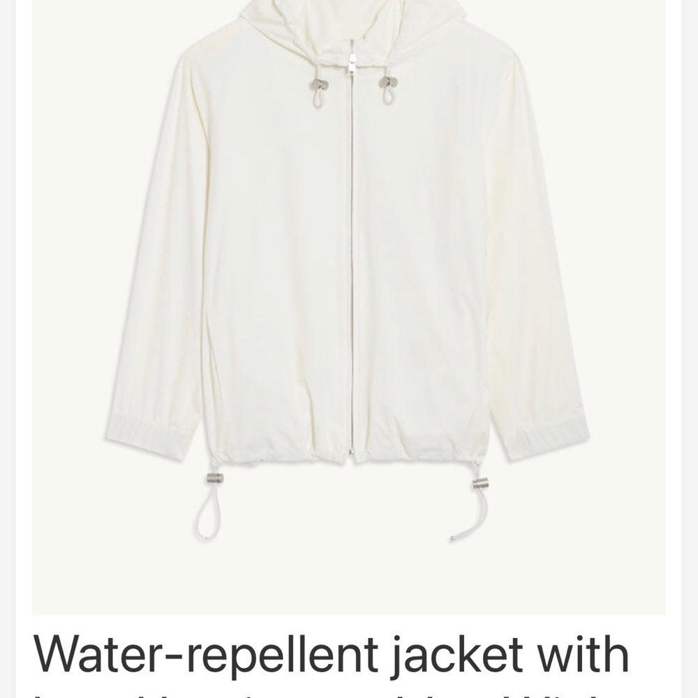 Sandro Water-repellent jacket with
hood Login to add to Wish
List